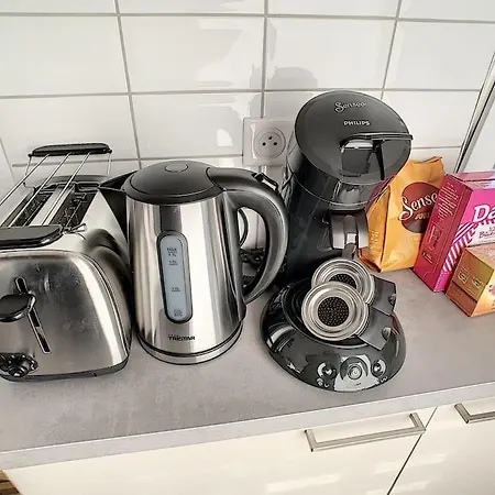 8 - Proche Tram, Bale, Autoroute Bourgfelden